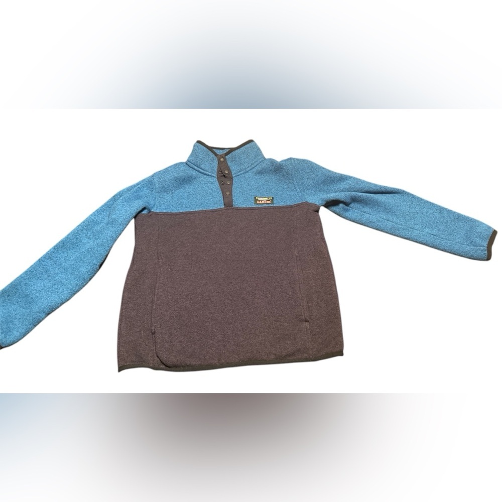 LL Bean 100% Polyester Youth Half button up in Size M10-12